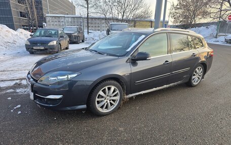 Renault Laguna III рестайлинг, 2010 год, 700 000 рублей, 3 фотография