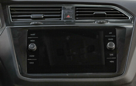 Volkswagen Tiguan II, 2018 год, 2 449 000 рублей, 14 фотография