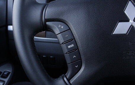 Mitsubishi Pajero IV, 2008 год, 1 759 000 рублей, 15 фотография