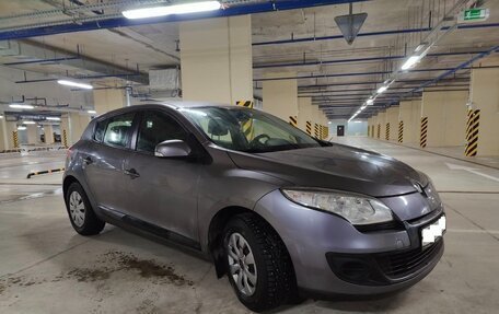 Renault Megane III, 2013 год, 750 000 рублей, 2 фотография