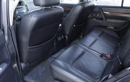 Mitsubishi Pajero IV, 2008 год, 1 759 000 рублей, 28 фотография