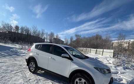 Toyota RAV4, 2014 год, 1 990 000 рублей, 8 фотография