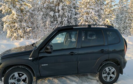 Chevrolet Niva I рестайлинг, 2018 год, 1 400 000 рублей, 3 фотография
