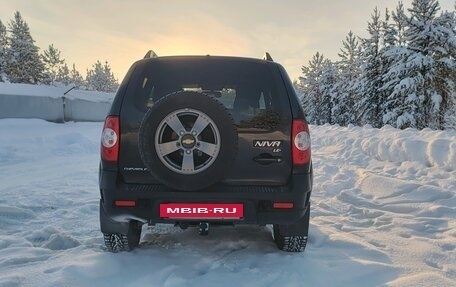 Chevrolet Niva I рестайлинг, 2018 год, 1 400 000 рублей, 5 фотография