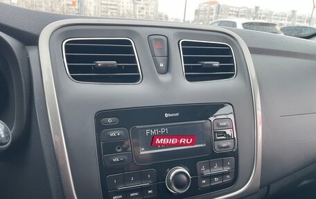 Renault Sandero II рестайлинг, 2018 год, 19 фотография