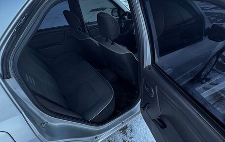 Renault Logan I, 2012 год, 600 000 рублей, 5 фотография