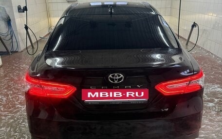 Toyota Camry, 2018 год, 2 700 000 рублей, 7 фотография