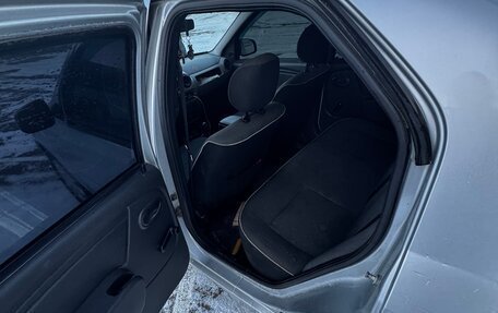 Renault Logan I, 2012 год, 600 000 рублей, 6 фотография