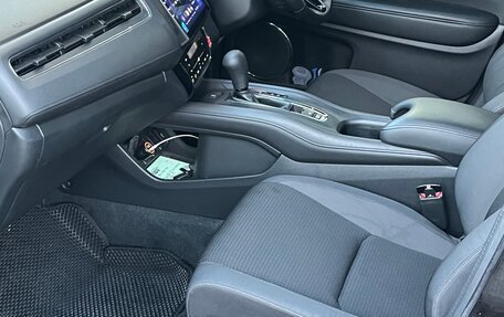 Honda Vezel, 2020 год, 2 150 000 рублей, 9 фотография