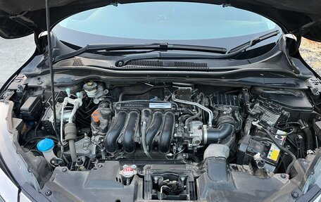 Honda Vezel, 2020 год, 2 150 000 рублей, 16 фотография