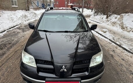 Mitsubishi Outlander III рестайлинг 3, 2007 год, 670 000 рублей, 1 фотография