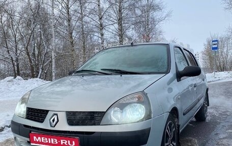 Renault Symbol I, 2004 год, 250 000 рублей, 1 фотография