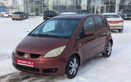 Mitsubishi Colt VI рестайлинг, 2005 год, 299 000 рублей, 1 фотография