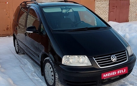 Volkswagen Sharan I рестайлинг, 2006 год, 1 080 000 рублей, 5 фотография