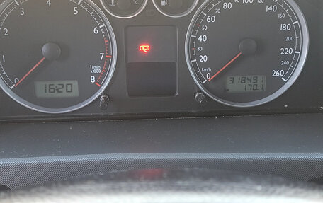 Volkswagen Sharan I рестайлинг, 2006 год, 1 080 000 рублей, 30 фотография