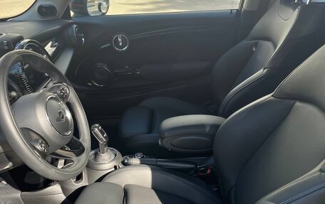 MINI Hatch, 2020 год, 2 600 000 рублей, 8 фотография