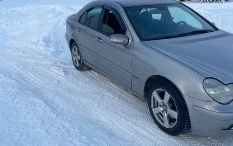 Mercedes-Benz C-Класс, 2004 год, 630 000 рублей, 6 фотография