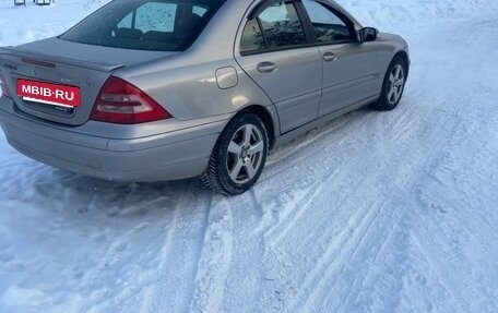 Mercedes-Benz C-Класс, 2004 год, 630 000 рублей, 8 фотография