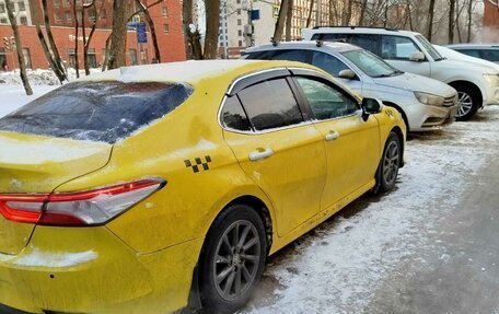 Toyota Camry, 2021 год, 1 550 000 рублей, 4 фотография