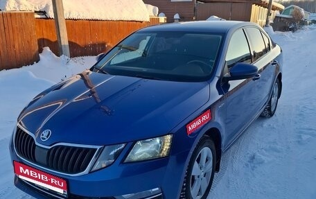 Skoda Octavia, 2019 год, 1 500 000 рублей, 2 фотография