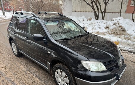 Mitsubishi Outlander III рестайлинг 3, 2007 год, 670 000 рублей, 3 фотография