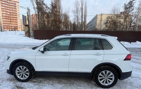 Volkswagen Tiguan II, 2017 год, 2 200 000 рублей, 2 фотография
