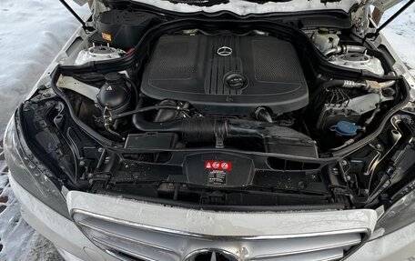 Mercedes-Benz E-Класс, 2013 год, 3 000 000 рублей, 7 фотография