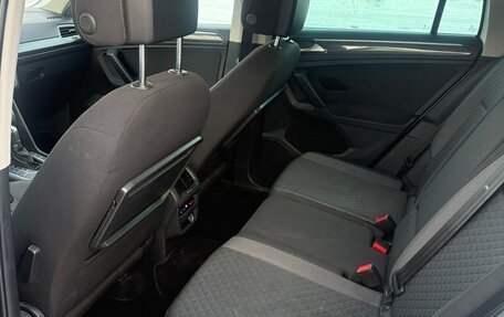 Volkswagen Tiguan II, 2017 год, 2 200 000 рублей, 8 фотография