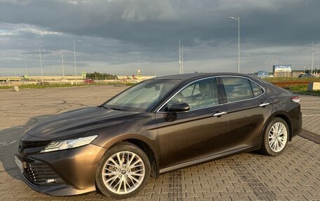 Toyota Camry, 2018 год, 3 000 050 рублей, 6 фотография