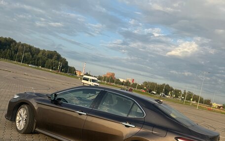 Toyota Camry, 2018 год, 3 000 050 рублей, 2 фотография