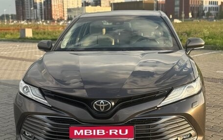 Toyota Camry, 2018 год, 3 000 050 рублей, 4 фотография