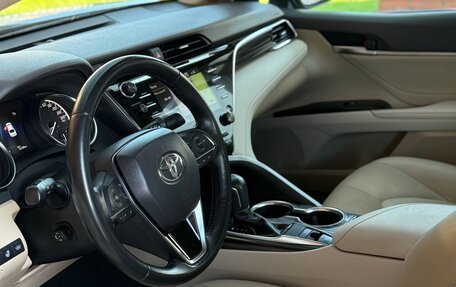 Toyota Camry, 2018 год, 3 000 050 рублей, 22 фотография