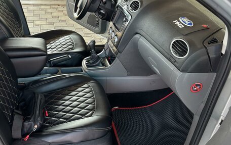 Ford Focus II рестайлинг, 2011 год, 630 000 рублей, 4 фотография