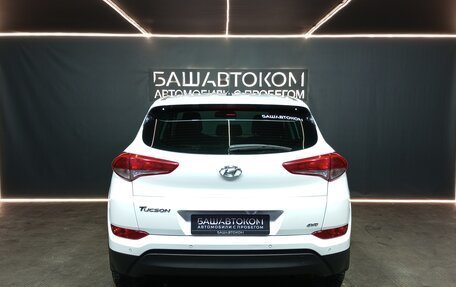 Hyundai Tucson III, 2016 год, 1 800 000 рублей, 5 фотография