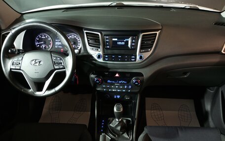 Hyundai Tucson III, 2016 год, 1 800 000 рублей, 9 фотография