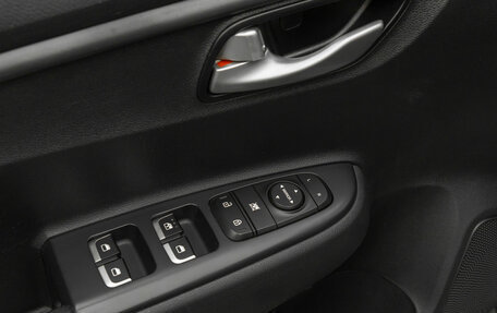 KIA Rio IV, 2021 год, 1 550 000 рублей, 15 фотография