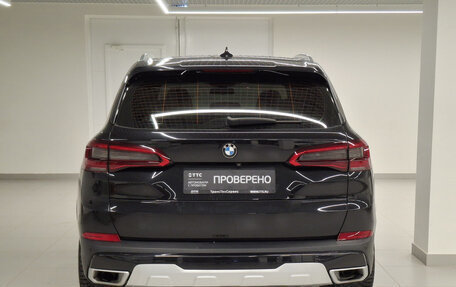 BMW X5, 2019 год, 6 250 000 рублей, 6 фотография