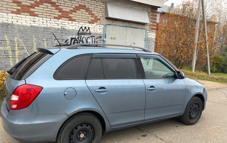 Skoda Fabia II, 2012 год, 265 000 рублей, 3 фотография