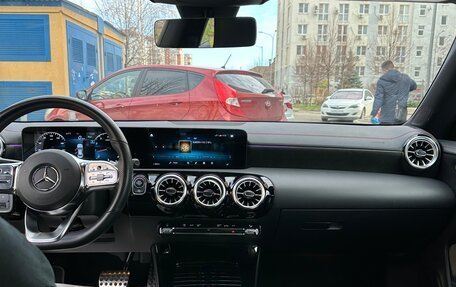 Mercedes-Benz CLA, 2022 год, 4 000 000 рублей, 8 фотография