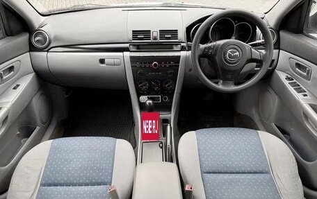 Mazda Axela, 2004 год, 377 000 рублей, 2 фотография