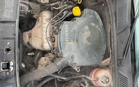 Renault Symbol I, 2004 год, 250 000 рублей, 10 фотография