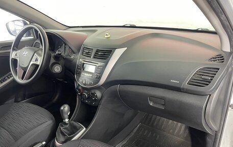 Hyundai Solaris II рестайлинг, 2014 год, 937 000 рублей, 9 фотография