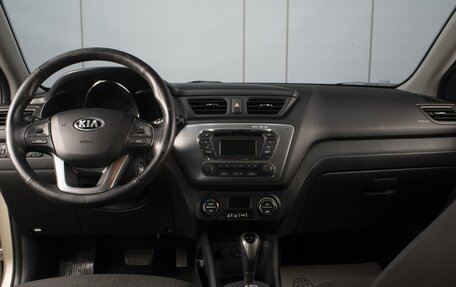 KIA Rio III рестайлинг, 2013 год, 890 000 рублей, 5 фотография