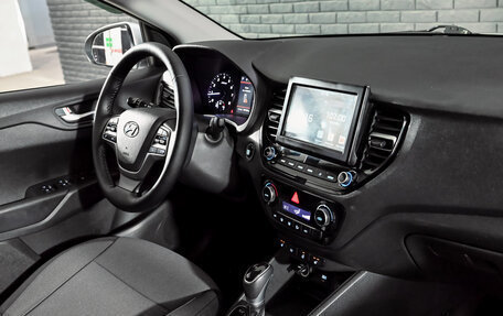 Hyundai Solaris II рестайлинг, 2020 год, 1 600 000 рублей, 16 фотография