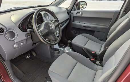 Mitsubishi Colt VI рестайлинг, 2005 год, 299 000 рублей, 7 фотография