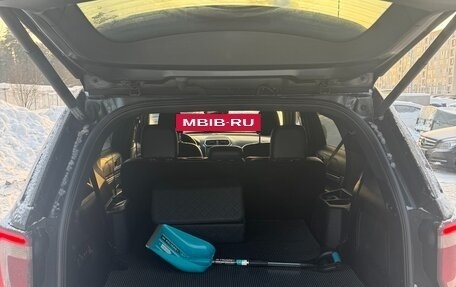 Ford Explorer VI, 2019 год, 3 150 000 рублей, 6 фотография