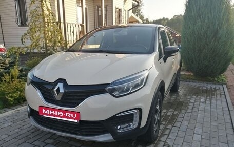 Renault Kaptur I рестайлинг, 2017 год, 1 750 000 рублей, 4 фотография
