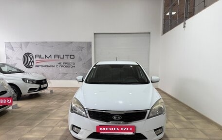 KIA cee'd I рестайлинг, 2011 год, 800 000 рублей, 3 фотография