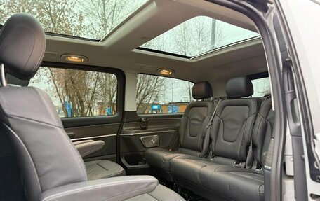 Mercedes-Benz V-Класс, 2024 год, 9 100 000 рублей, 4 фотография