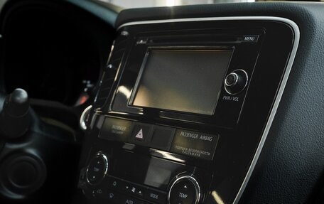 Mitsubishi Outlander III рестайлинг 3, 2013 год, 1 800 000 рублей, 9 фотография